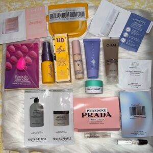 Sephora 13pc Sample Bag (Tatcha, UD, Sol de Jan., Ouia, Prada, Drunk eleph. etc.